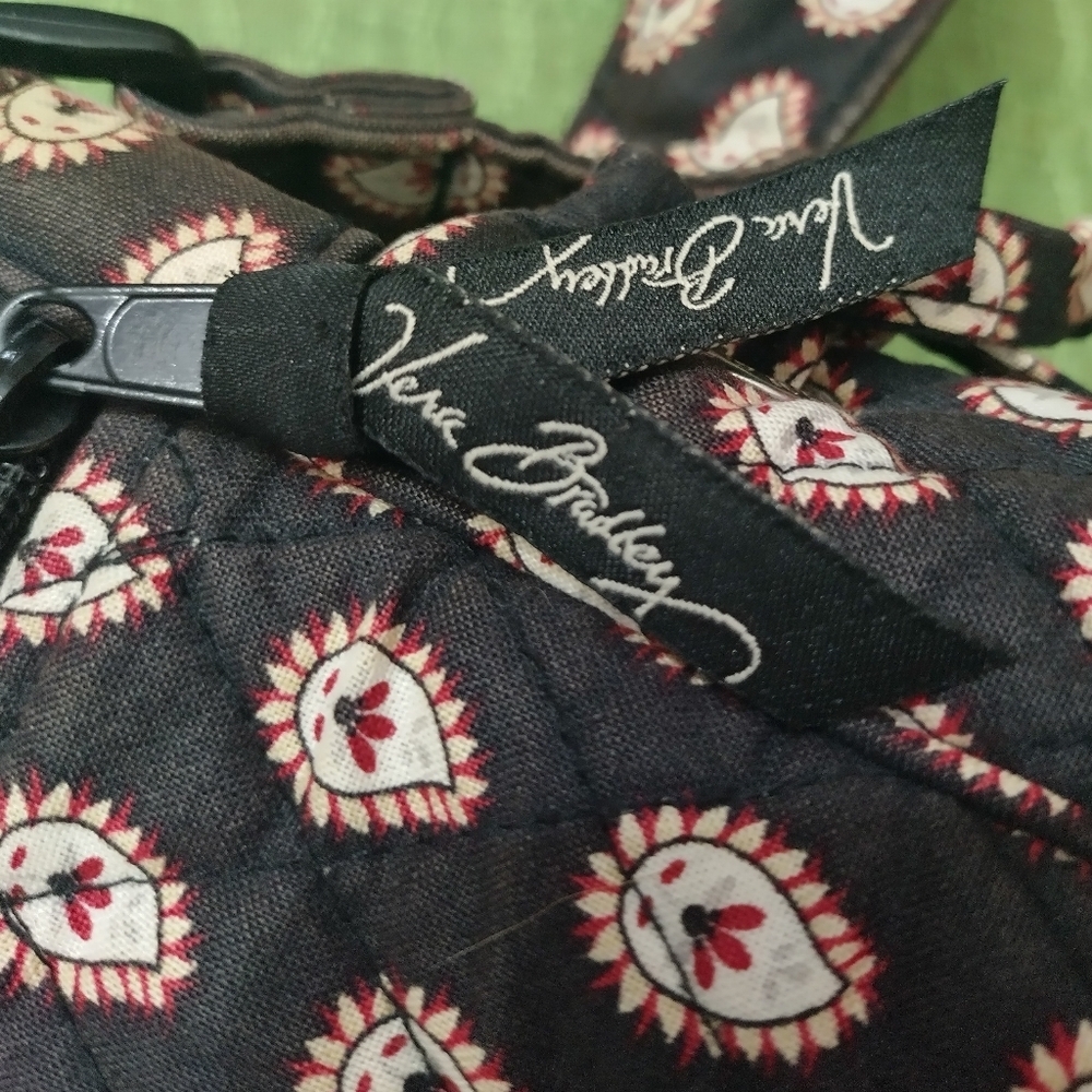 Vera Bradley Black Floral Petals/Paisley Pattern, Crossbody Bag - Picture 7 of 15